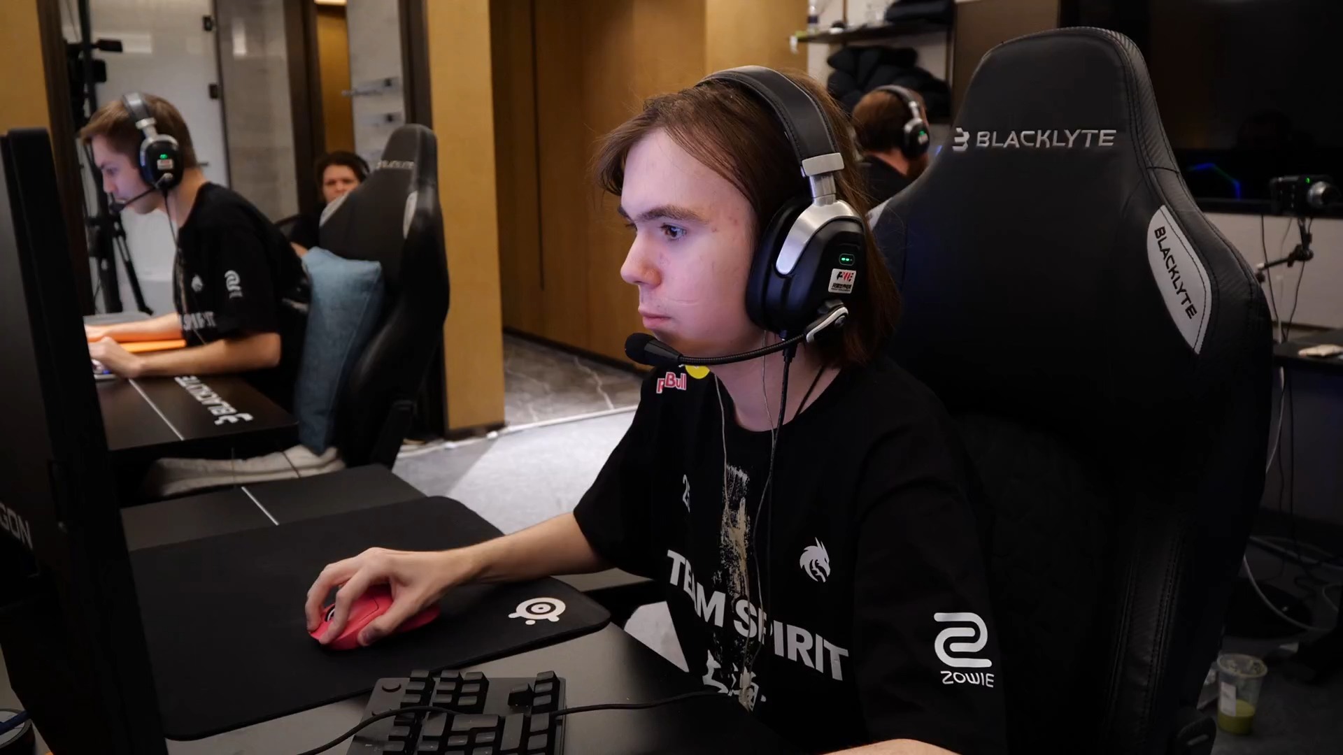 常规赛中 常规赛中