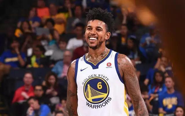 英格拉姆不 英格拉姆不